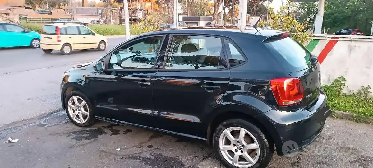 Usata VW Polo Comfortline 70 CV (51 kW) 2013 Nero Berlina