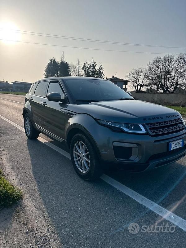 Usata Land Rover Range Rover evoque 150 CV (110 kW) 2016 Grigio SUV