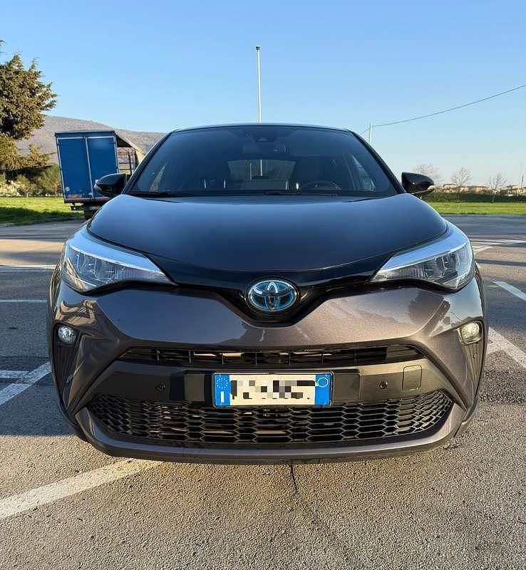 Usata Toyota C-HR Trend 152 CV (111 kW) 2019 Grigio SUV