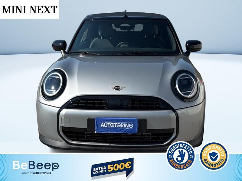 Usata Mini Cooper Classic 119 kW (163 CV) 2025 Argento metallizzato Utilitaria