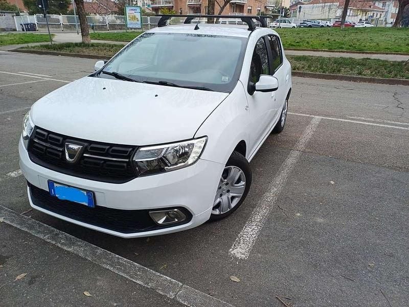 Usata Dacia Sandero Comfort 101 CV (74 kW) 2021 Bianco Berlina