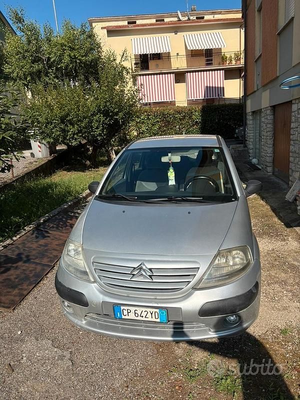 Usata 2004 Citroën C3 Utilitaria | 1100 € (Ottimo prezzo) - Immagine 1/4
