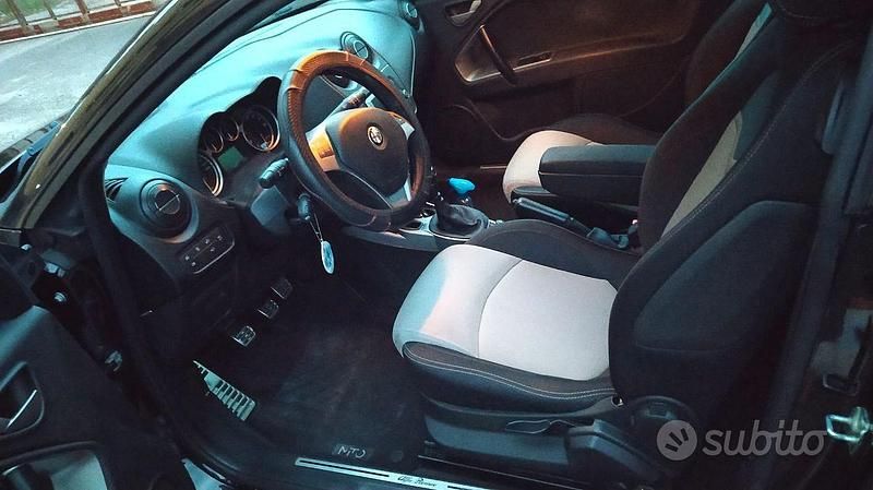 Usata Alfa Romeo MiTo 79 CV (58 kW) 2013 Utilitaria