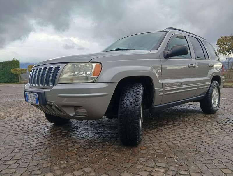 Beige Usata 2001 Jeep Grand Cherokee Limited SUV | 7300 € (Ottimo prezzo) - Immagine 1/4