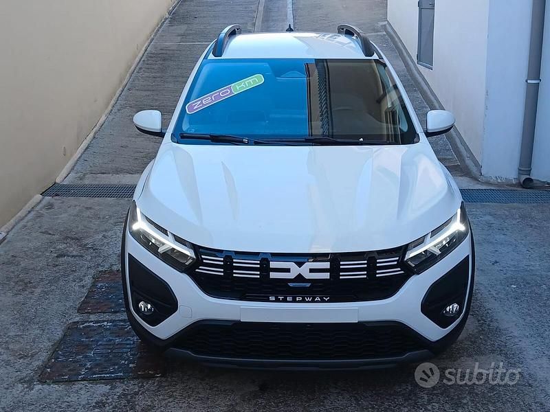 Nuova Dacia Sandero Expression 101 CV (74 kW) 2025 Bianco Berlina