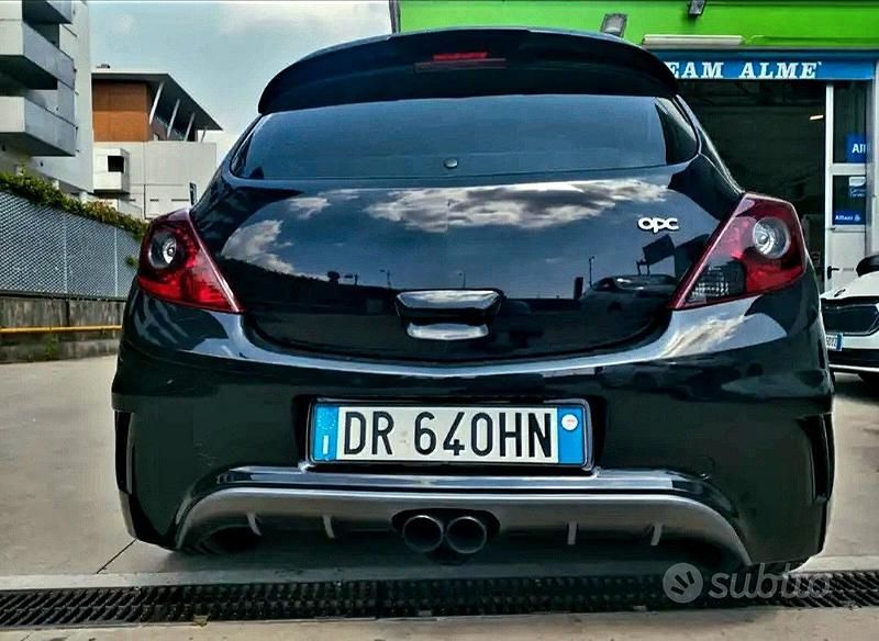Usata Opel Corsa OPC 192 CV (141 kW) 2008 Nero Berlina