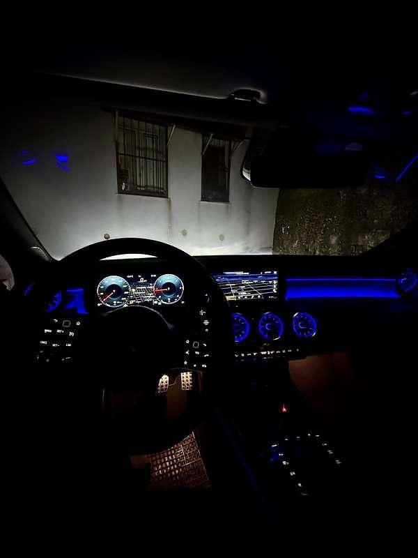 Usata Mercedes A180 Premium 116 CV (85 kW) 2019 Nero Berlina