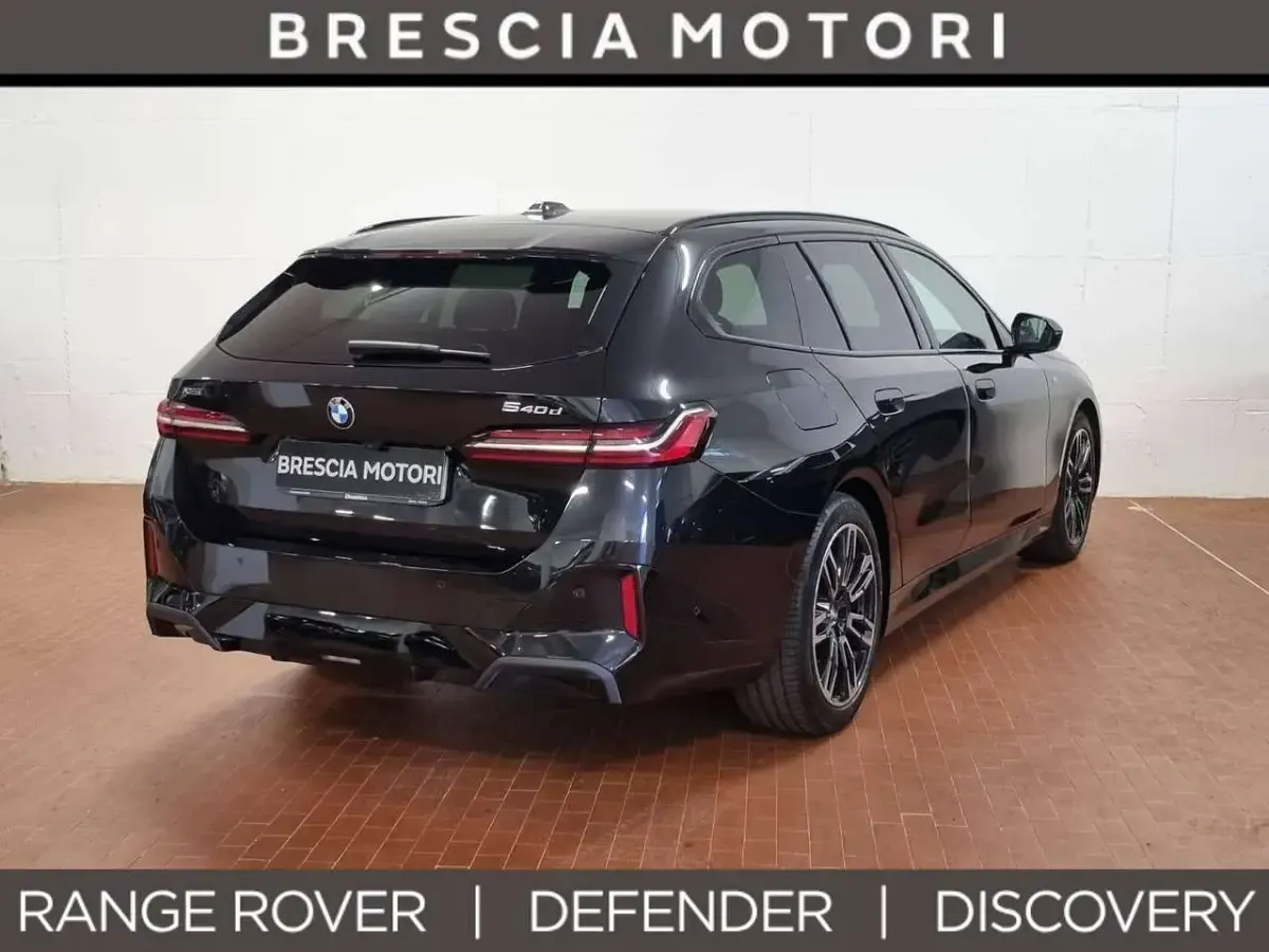 Usata BMW 540 M Sport 286 CV (210 kW) 2024 Nero Station wagon