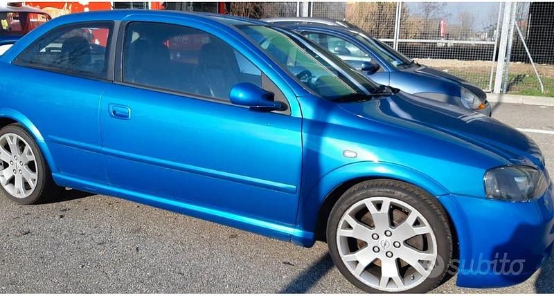 Usata Opel Astra OPC 2003 Blu Berlina