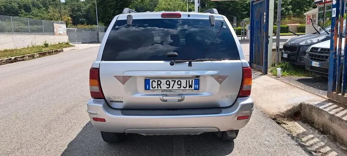Usata Jeep Grand Cherokee Limited 163 CV (119 kW) 2004 Grigio SUV