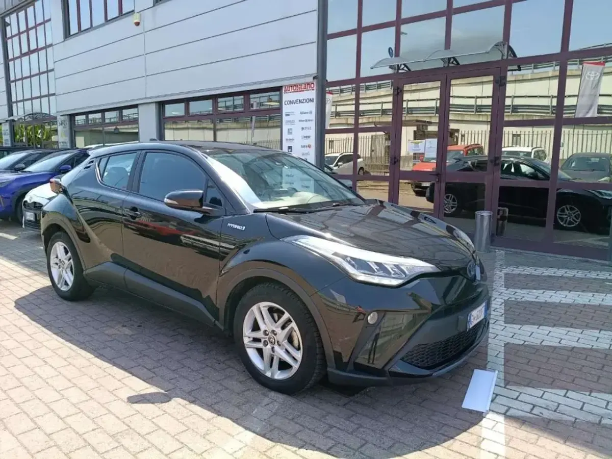 Usata Toyota C-HR Business Edition 98 CV (72 kW) 2021 Nero SUV