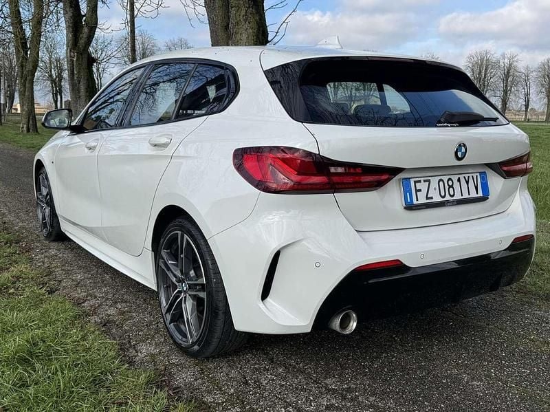 Usata BMW 116 M Sport 116 CV (85 kW) 2020 Bianco Utilitaria