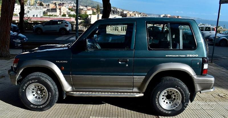 Usata Mitsubishi Pajero Select 129 CV (94 kW) 1995 Verde SUV