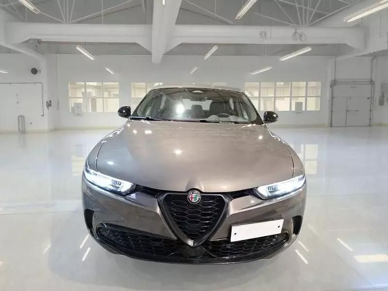 Usata Alfa Romeo Tonale Sprint 131 CV (96 kW) 2023 Grigio SUV