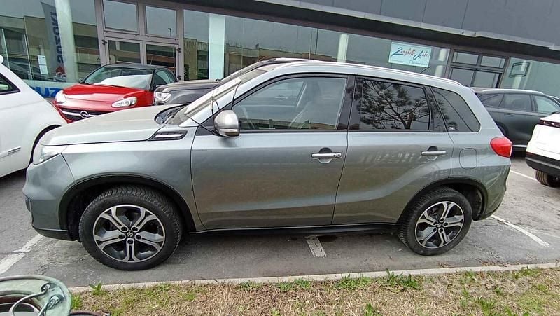 Usata Suzuki Vitara 120 CV (88 kW) 2016 Grigio SUV