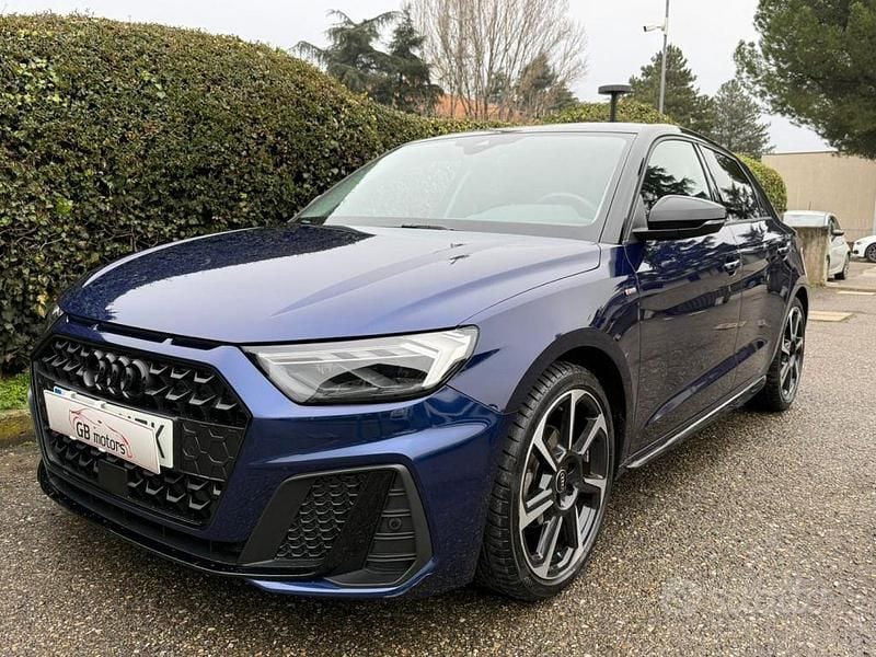 Usata Audi A1 Sport 116 CV (85 kW) 2025 Blu SUV