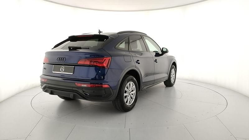 Begagnad Audi Q5 Sportback Comfort 204 HK (150 kW) 2022 Blå SUV