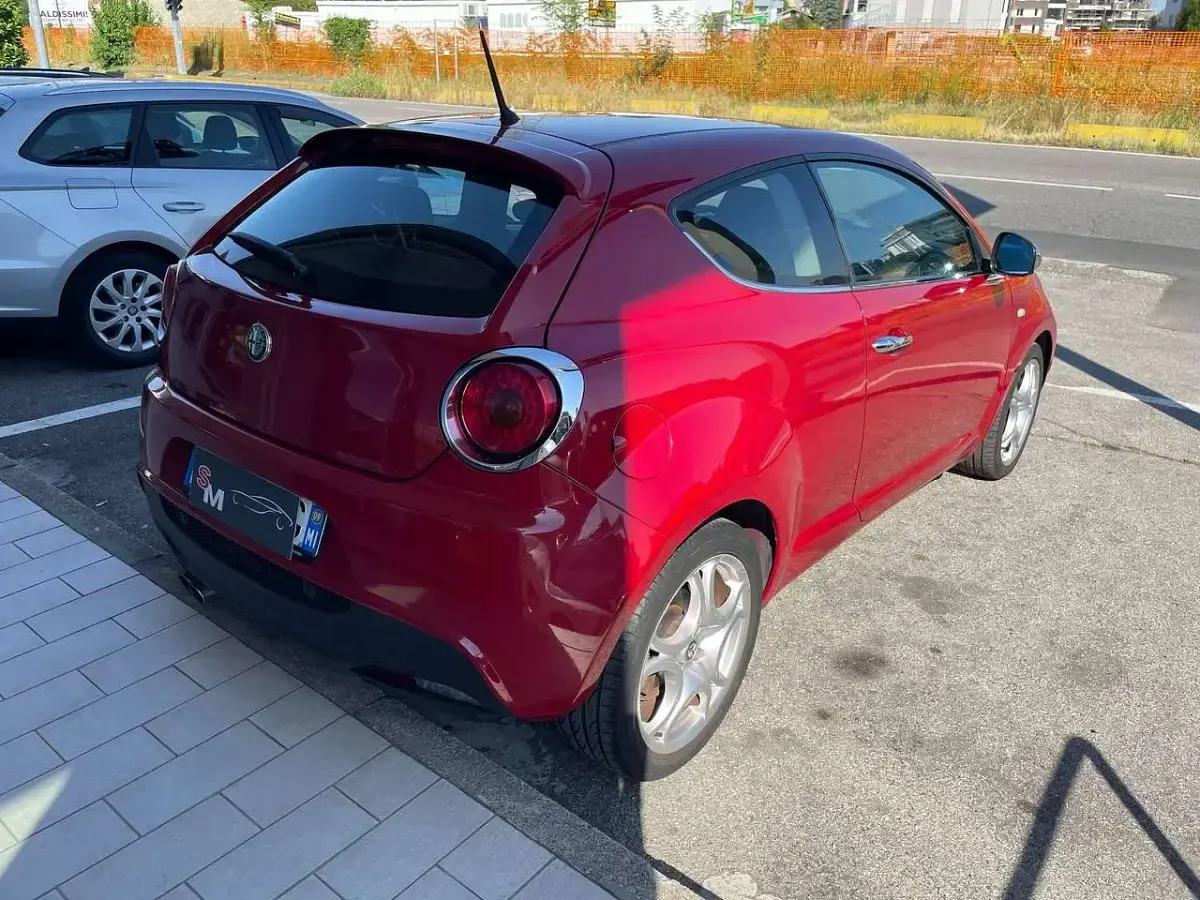 Usata Alfa Romeo MiTo Distinctive 155 CV (114 kW) 2009 Rosso Utilitaria