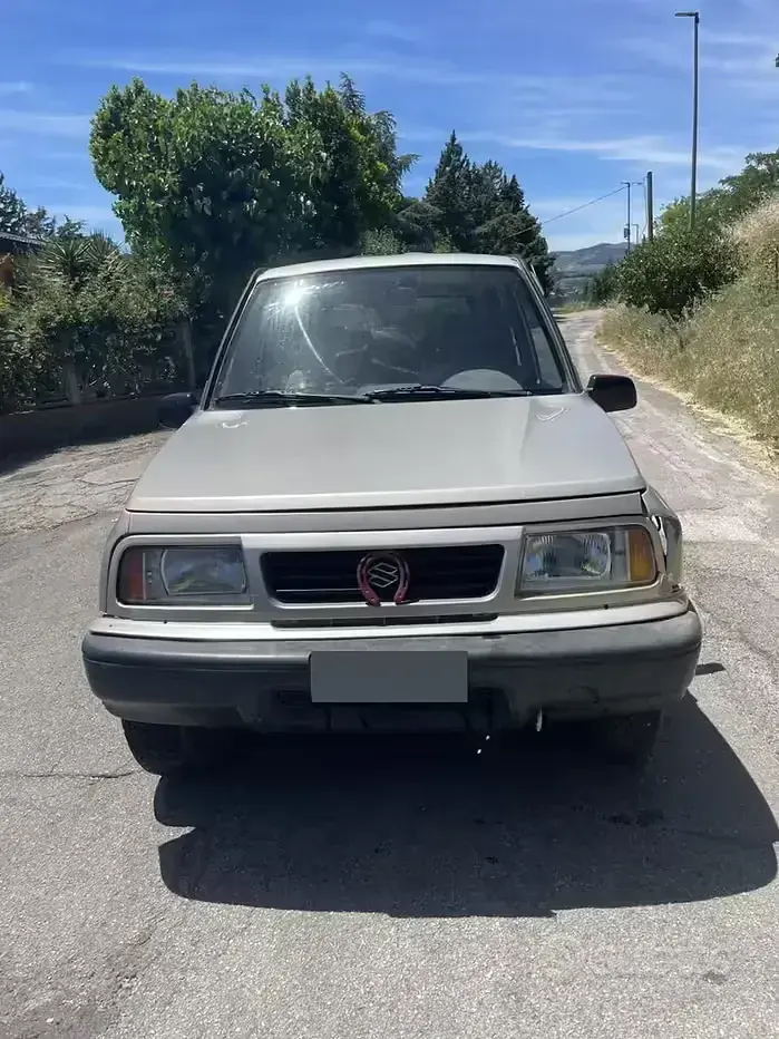 Usata Suzuki Vitara 87 CV (63 kW) 2002 Grigio SUV