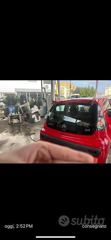 Gebraucht Citroën C1 68 PS (50 kW) 2013 Rot Kleinwagen