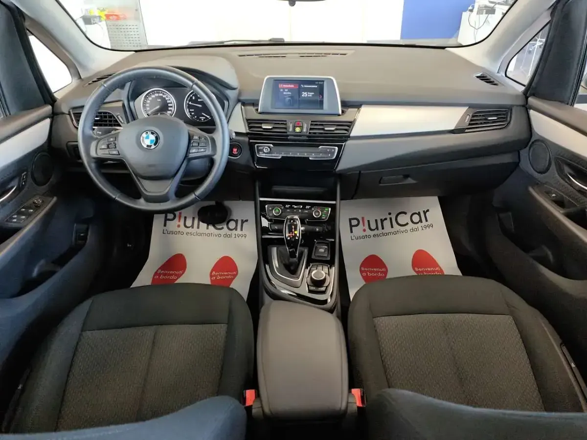 Usata BMW 218 Active Tourer 136 CV (100 kW) 2021 Nero Monovolume