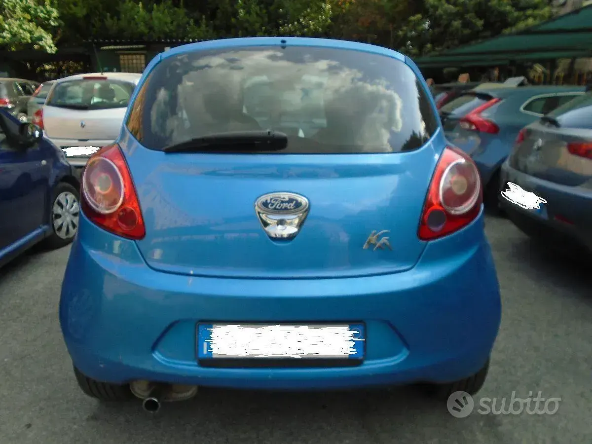 Usata Ford Ka 69 CV (50 kW) 2011 Blu Utilitaria