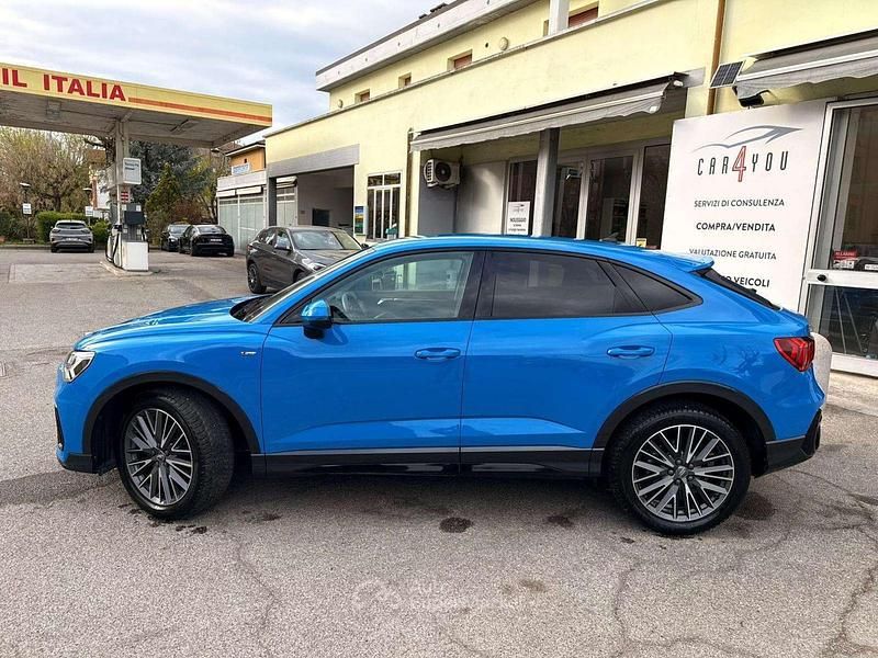 Usata Audi Q3 Sportback S-Line 150 CV (110 kW) 2020 Blu/azzurro SUV