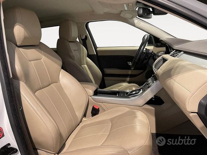 Usata Land Rover Range Rover evoque SE Dynamic 150 CV (110 kW) 2017 Bianco SUV