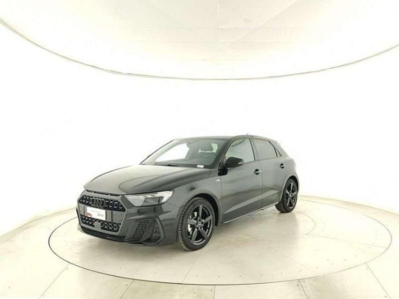 Nero Nuova 2025 Audi A1 Sportback S-Line Due volumi | 31.900 € (Buon prezzo) - Immagine 1/4