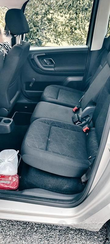 Usata Skoda Roomster 70 CV (51 kW) 2012 Grigio Monovolume