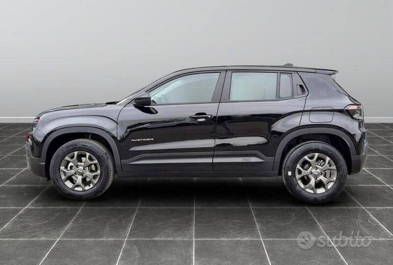 Nuova Jeep Avenger Longitude 101 CV (74 kW) 2025 Nero SUV