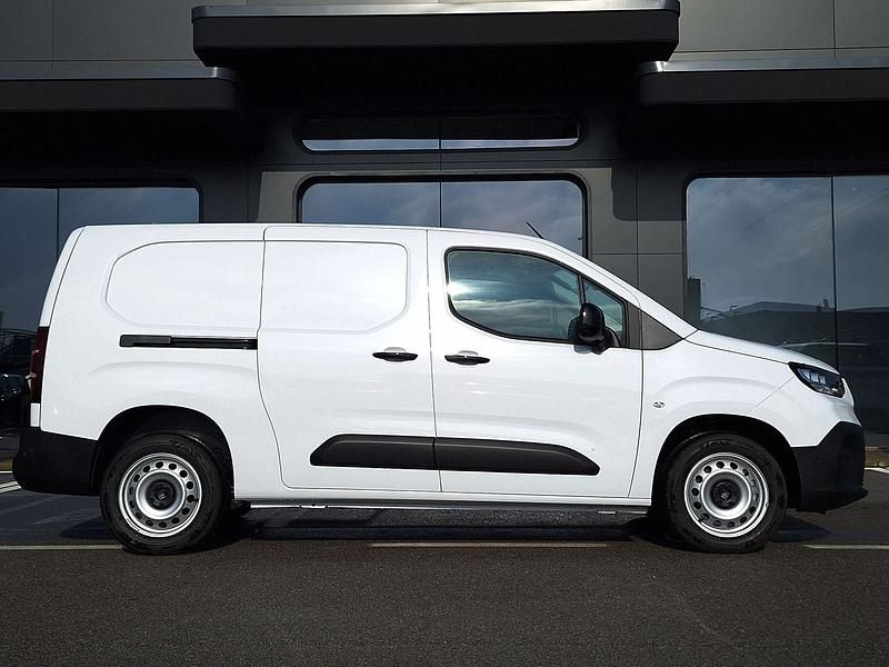 Nuova Fiat Doblò 130 CV (95 kW) 2025 Bianco Monovolume
