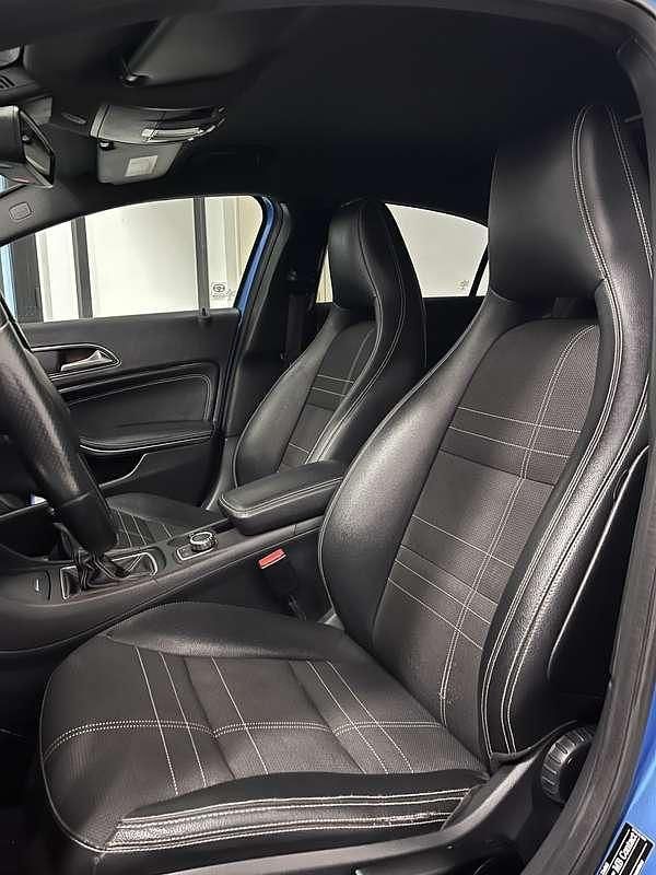 Usata Mercedes A180 Premium 109 CV (80 kW) 2015 Berlina
