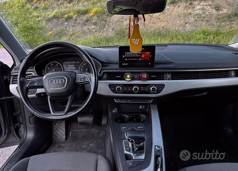 Usata Audi A4 150 CV (110 kW) 2017 Grigio Station wagon