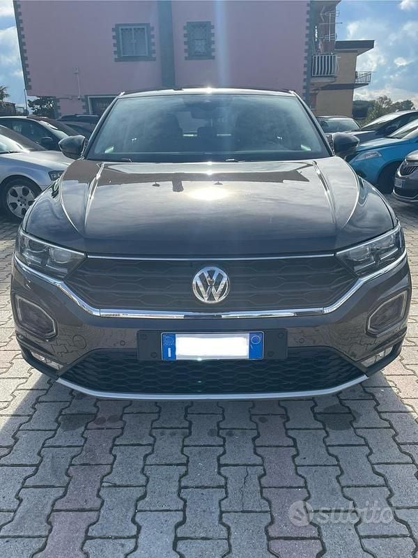 Usata VW T-Roc Advance 150 CV (110 kW) 2019 Grigio SUV