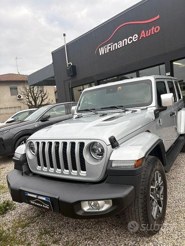Usata Jeep Wrangler 379 CV (278 kW) 2022 Grigio SUV
