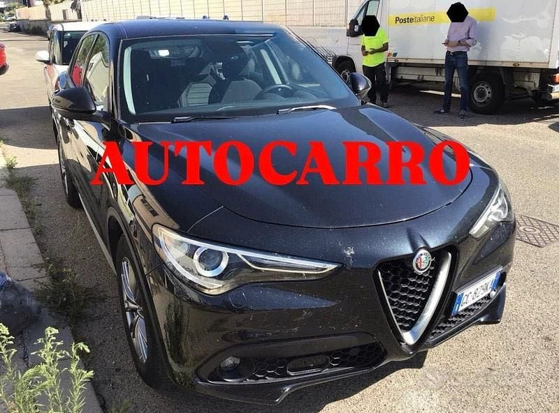 Nero Usata 2021 Alfa Romeo Stelvio SUV | 16.500 € (Super prezzo) - Immagine 1/4