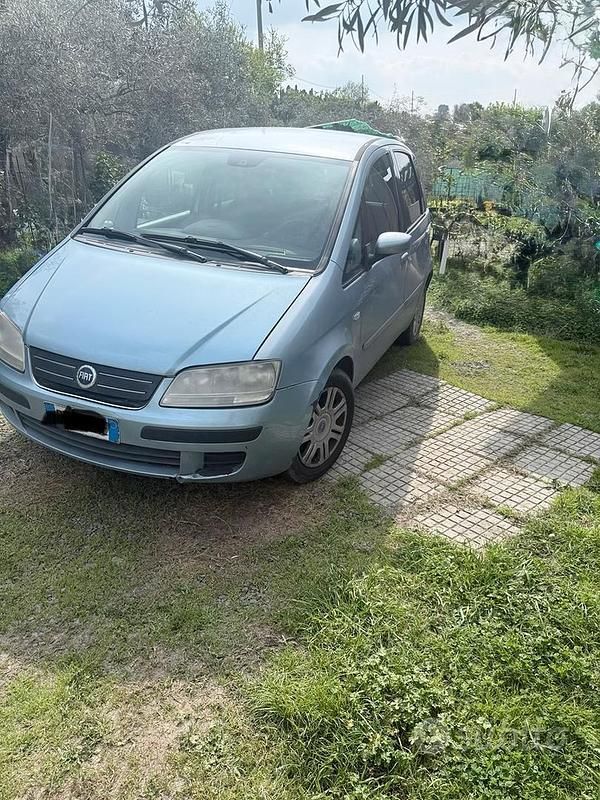 Usata Fiat Idea 90 CV (66 kW) 2008 Monovolume
