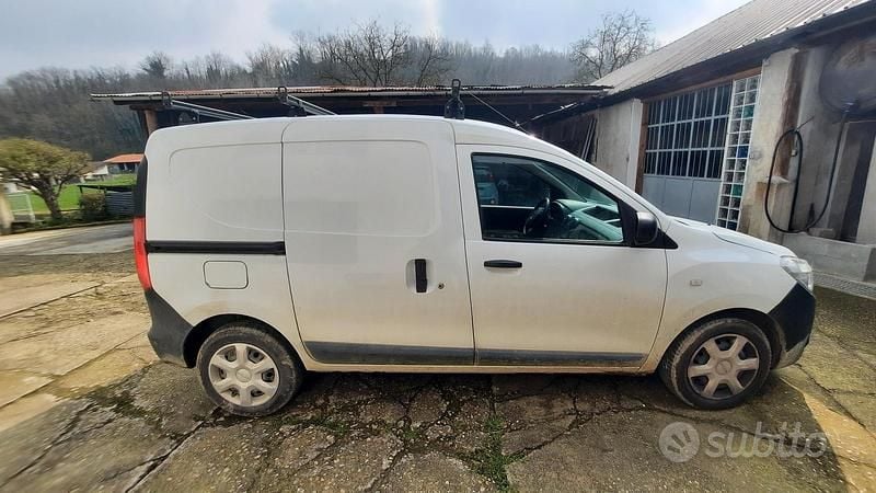 Gebraucht Dacia Dokker Ambiance 75 PS (55 kW) 2016 Weiß Van / Kleinbus