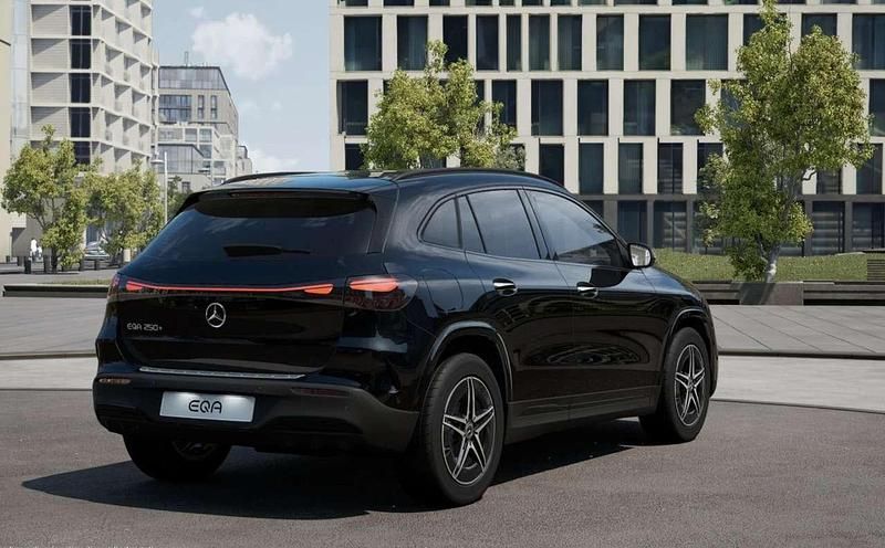 Nuova Mercedes EQA250+ Advanced Plus 139 kW (190 CV) 2026 Nero SUV