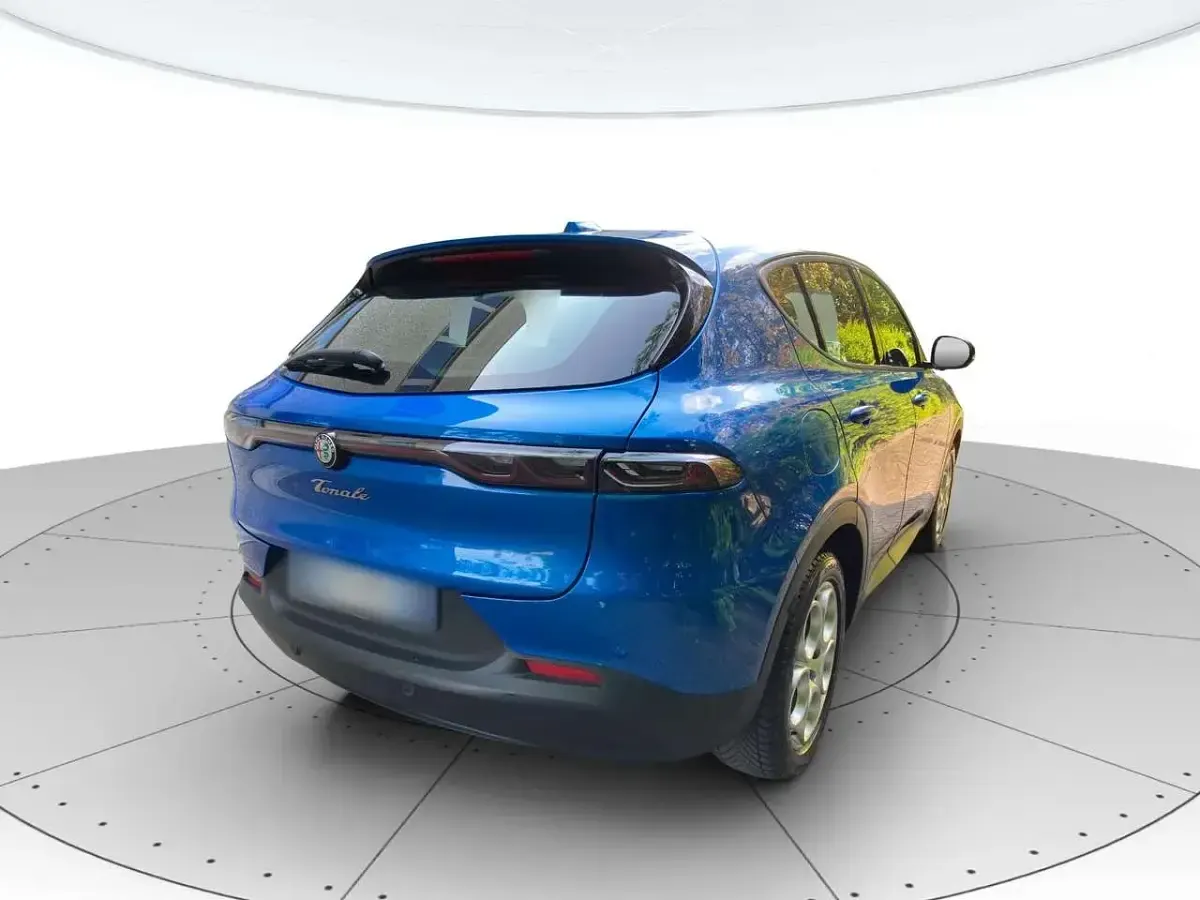 Usado Alfa Romeo Tonale Sprint 131 CV (96 kW) 2023 Azul SUV