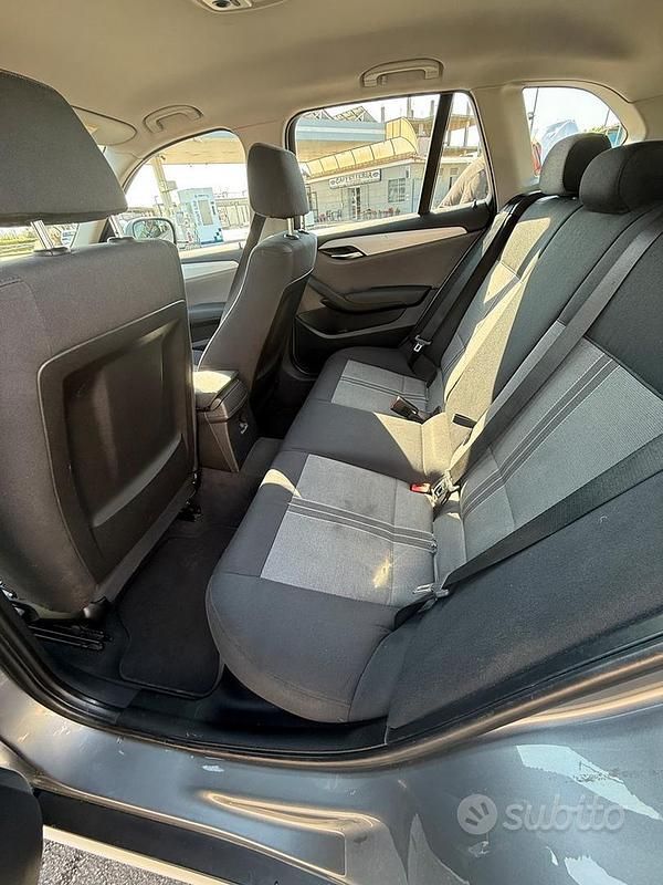 Usata BMW X1 143 CV (105 kW) 2011 Grigio SUV