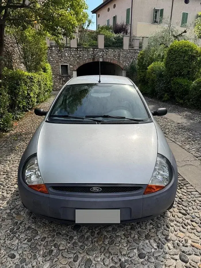Usata Ford Ka 60 CV (44 kW) 1997 Grigio Utilitaria
