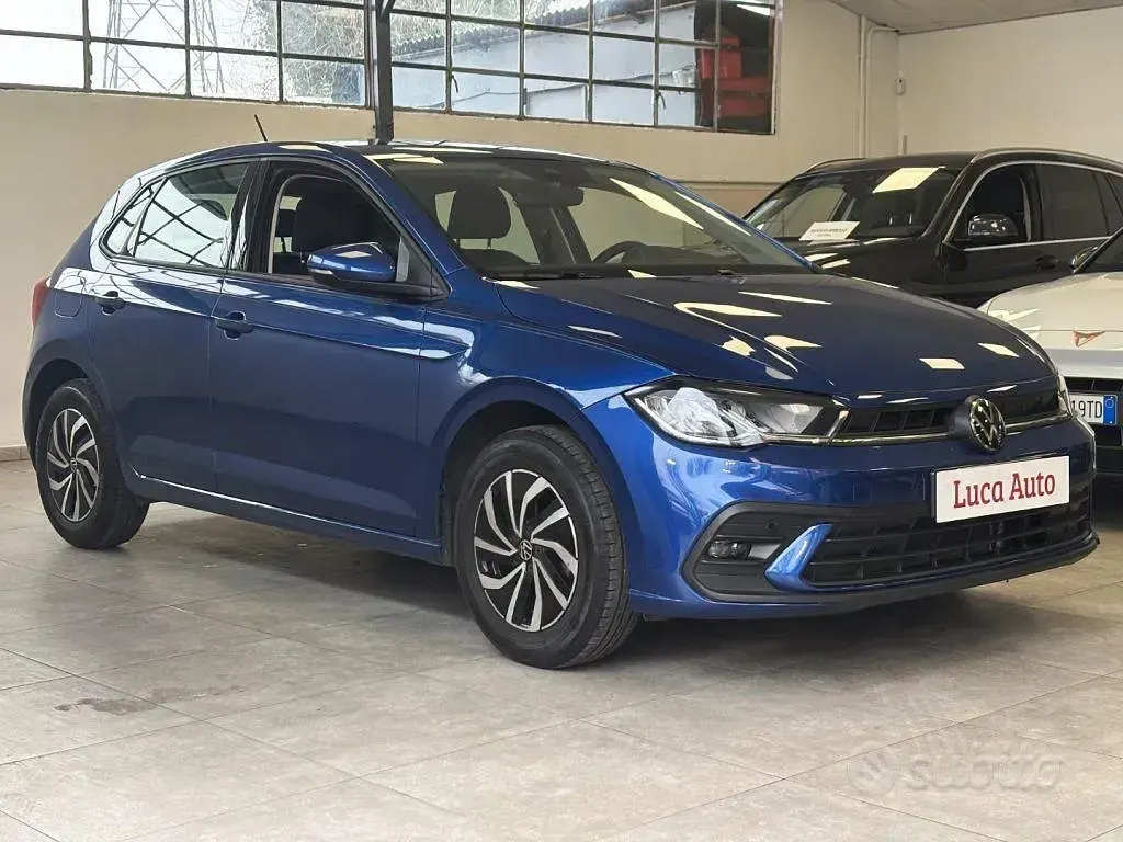 Usado VW Polo 95 CV (69 kW) 2025 Azul Utilitario
