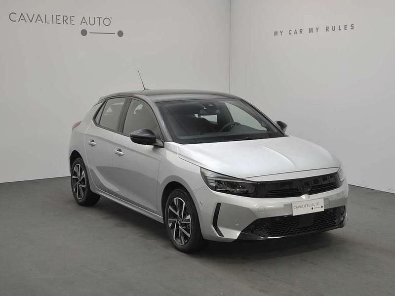 Usata Opel Corsa 101 CV (74 kW) 2025 Argento Utilitaria