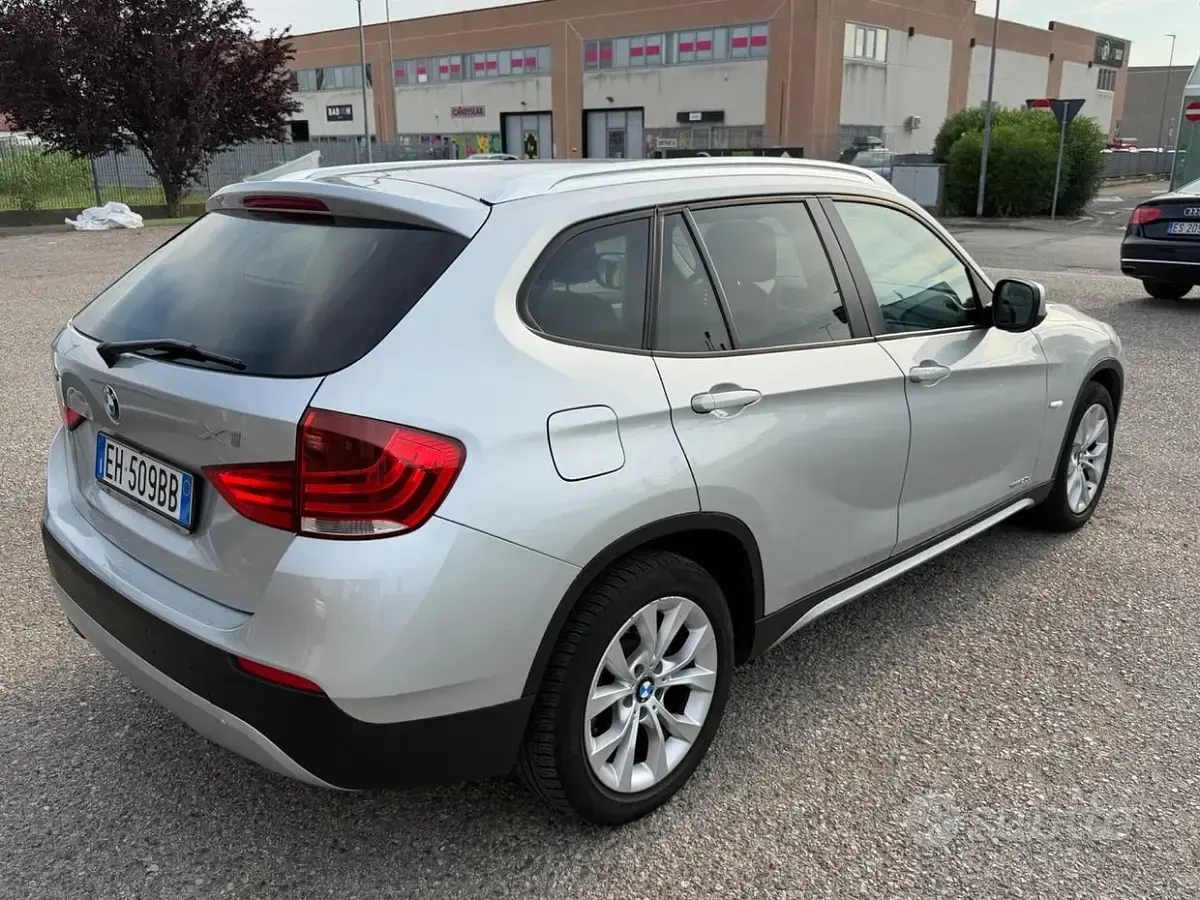 Usata BMW X1 Comfort Edition 177 CV (130 kW) 2011 Grigio SUV
