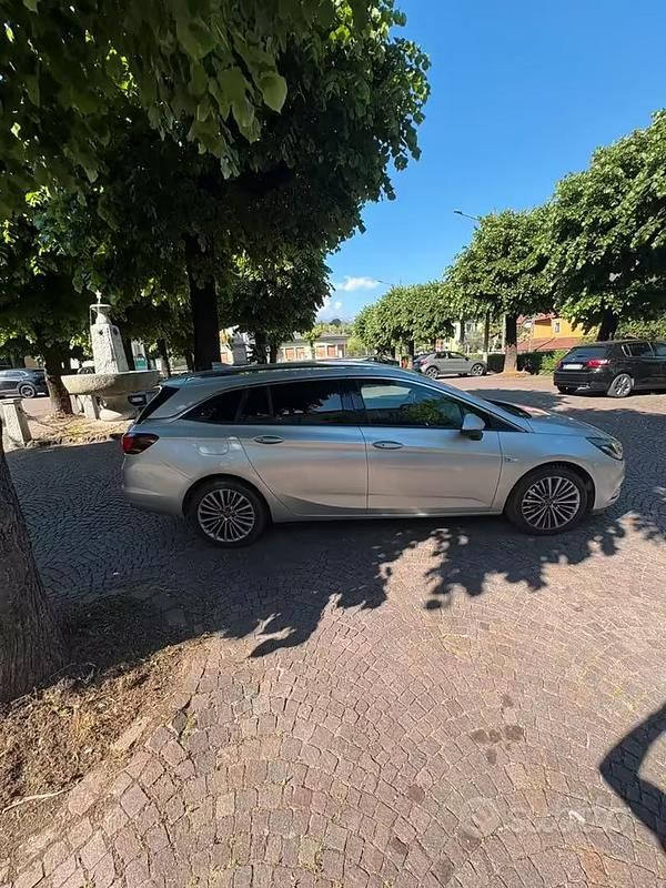 Usata Opel Astra Innovation 136 CV (100 kW) 2016 Grigio Station wagon