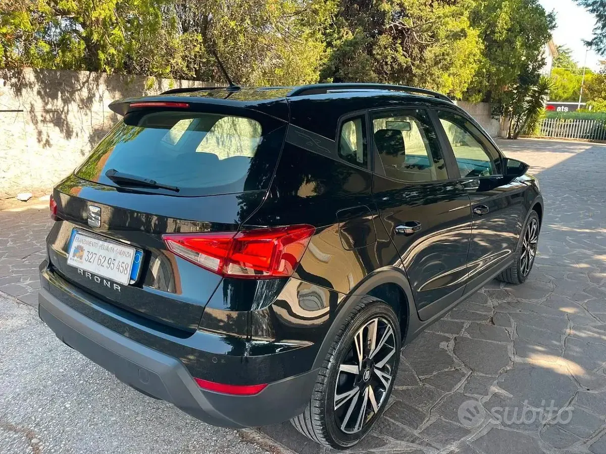 Usata Seat Arona FR 90 CV (66 kW) 2020 Nero SUV