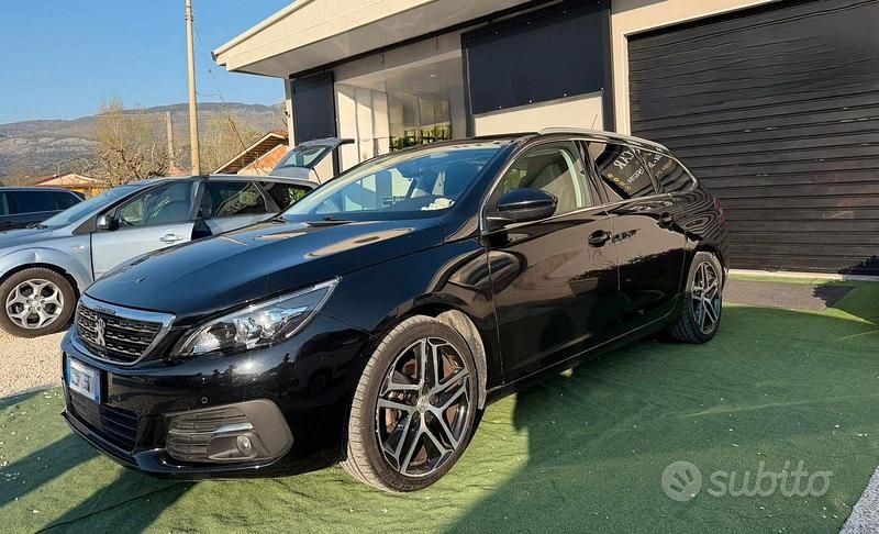 Usata Peugeot 308 SW Allure 120 CV (88 kW) 2018 Nero Station wagon