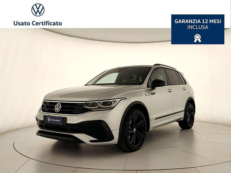 Usata VW Tiguan R-line 150 CV (110 kW) 2024 Argento SUV